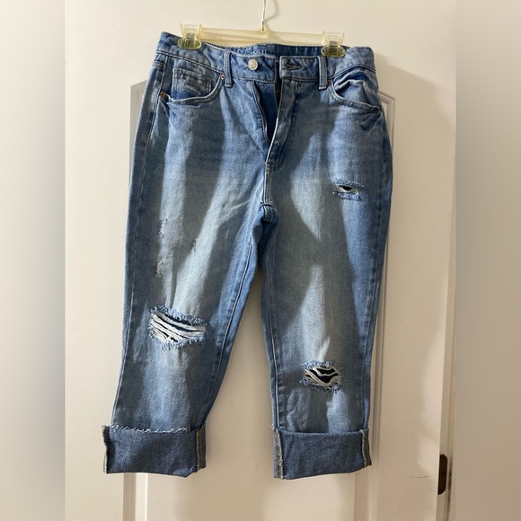 Jean capris - Picture 2 of 3